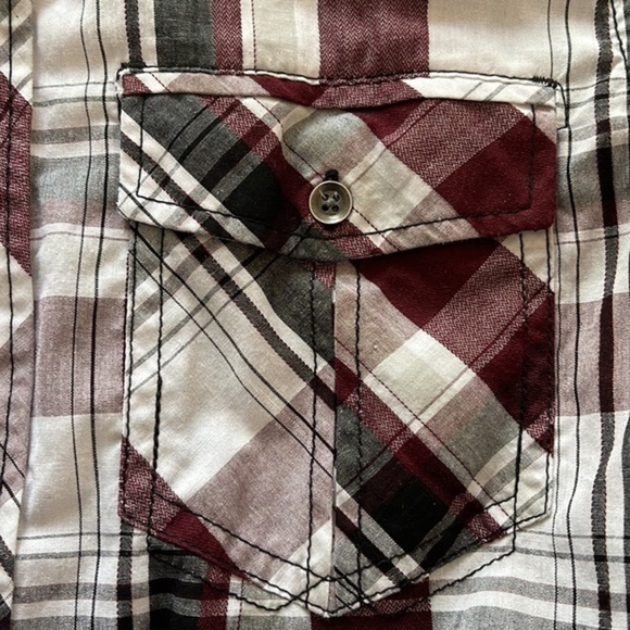 Rock & Republic Maroon White Plaid Button Down Shirt Size Small EUC #0394 - Picture 3 of 3